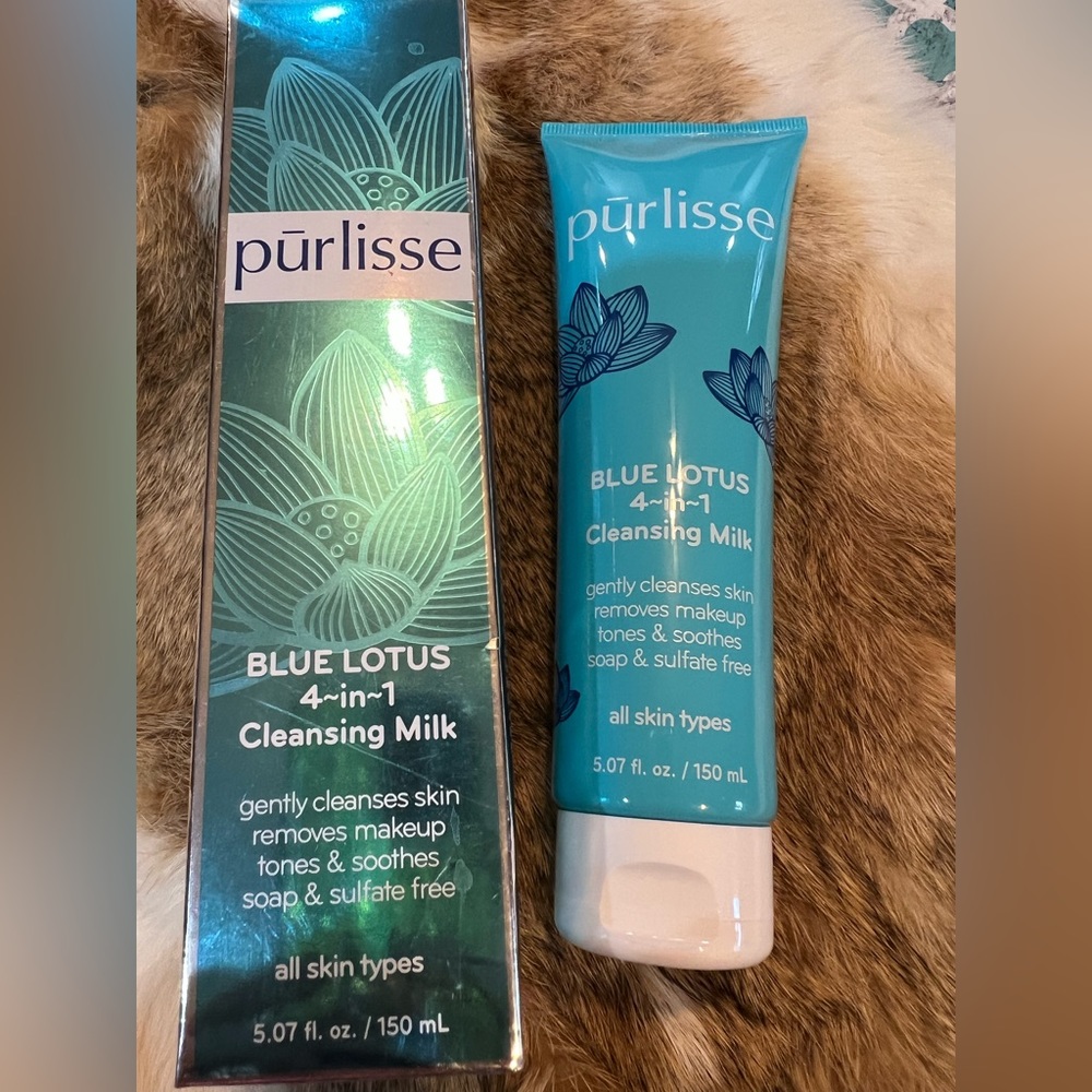 Pūrlisse 4 in 1 Cleansing Milk Wash Sensitive Skin NEW